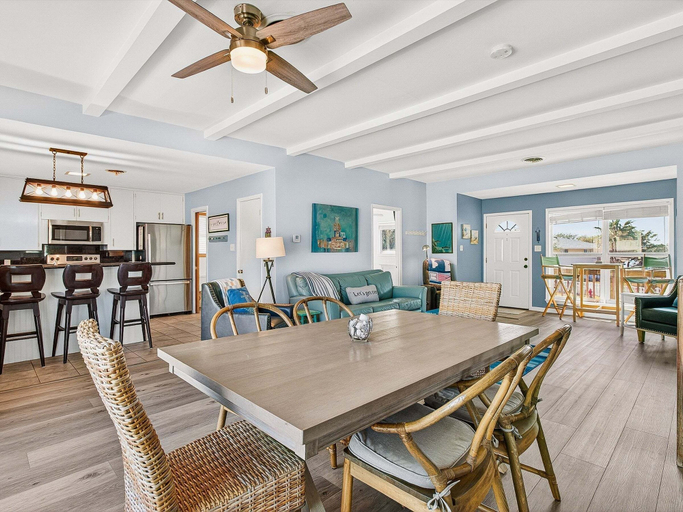 Dining 5, Barefoot At The Lehmans Rp14 4 Bedroom Home, Aransas