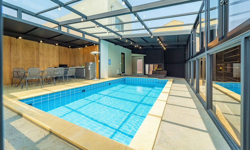 Pool 2, Jeju Calma, Jeju