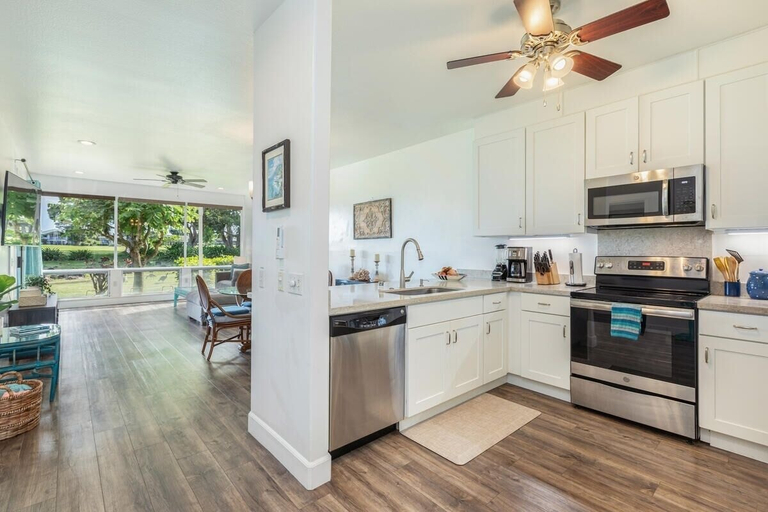 Private kitchen 2, Emmalani Court 314 2 Bedroom Condo, Kauai
