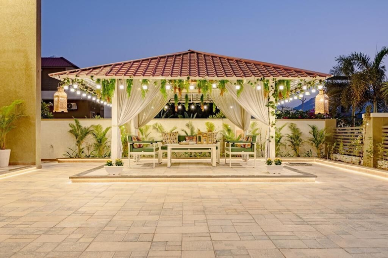 Outdoor dining 5, Heaven in Hills By ELIVAAS with pvt pool, Udaipur