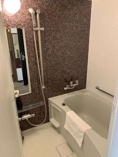 Bathroom 3, Bande Hotel Osaka, Osaka