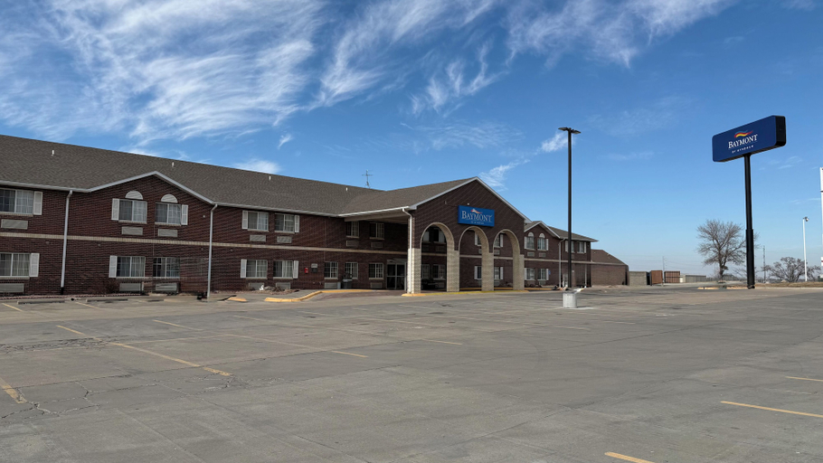 Exterior & Views 2, Baymont by Wyndham Omaha SW, Sarpy