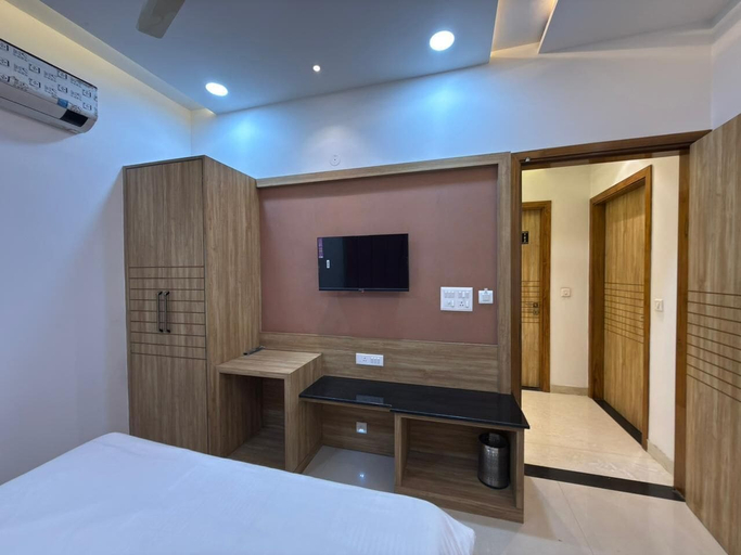 Room 2, Hotel Silver Bricks, Amritsar