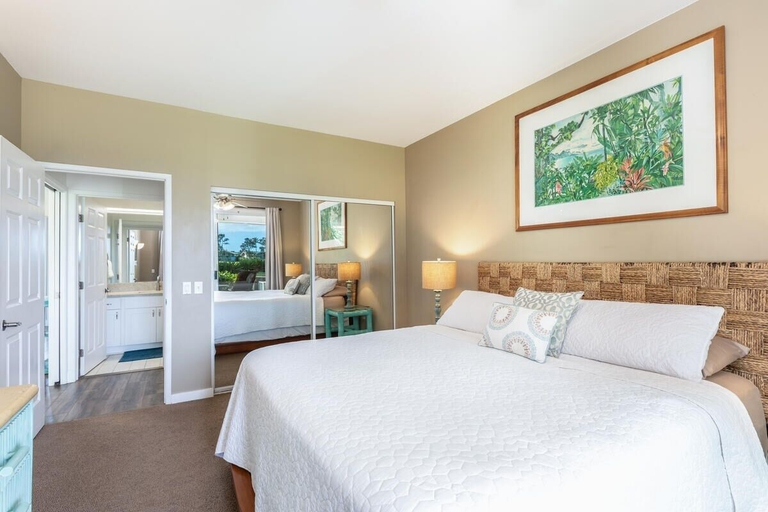 Room 3, Emmalani Court 314 2 Bedroom Condo, Kauai
