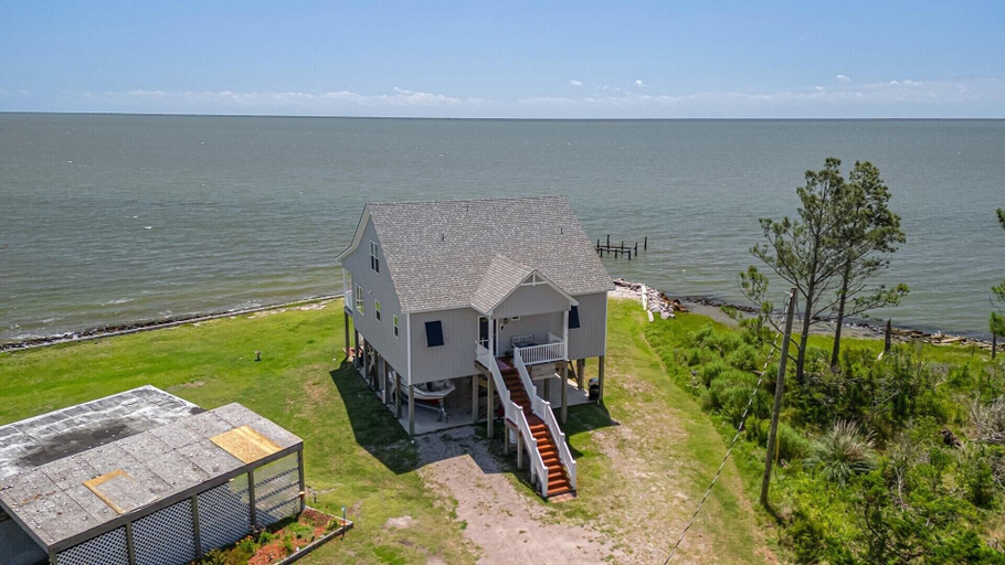 Exterior 3, The Point At Marshallberg 3 Bedroom Home by RedAwning, Carteret