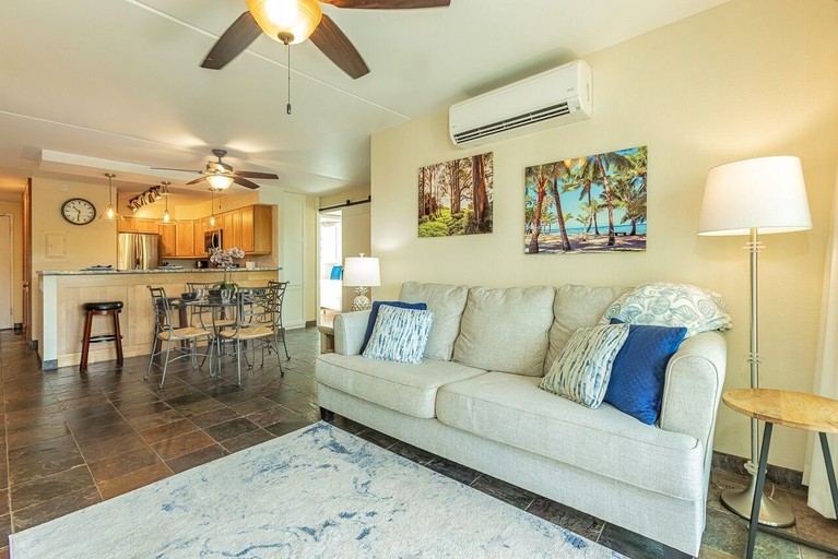 Living area 2, Kihei Akahi D-115 2 Bedroom Condo
