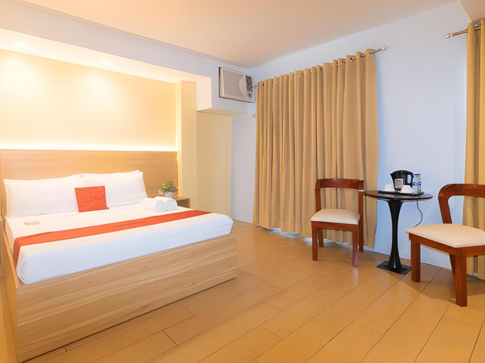 Bedroom 4, Suites Makati, Makati City