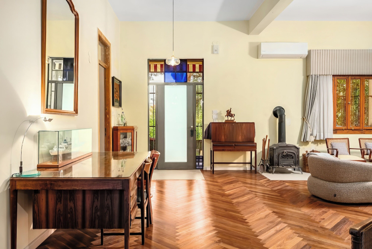 Interior 3, Historic & Modern Home with Garden