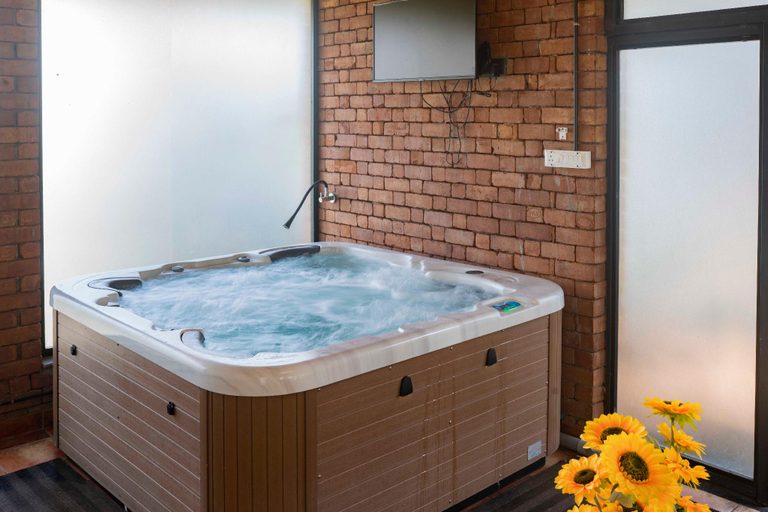 Bathroom, Oxy Valley Resort, Palakkad