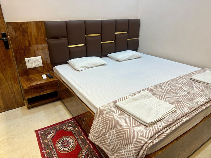 Room 2, Radhe Krishna Homestay, Varanasi