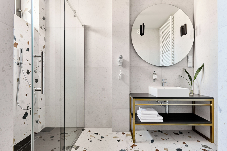 Bathroom 4, Liberte 33, an Ascend Collection Hotel, Poznań City