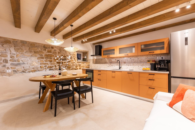 Private kitchen 2, Casa di Pietra Stone House, Kaštela