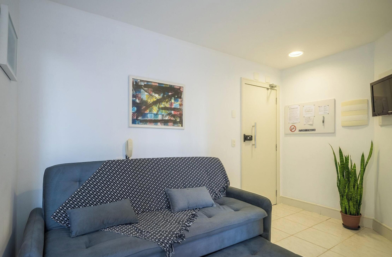 Living area, Full Studio 290m From the Public Market Efa0304, Florianopolis