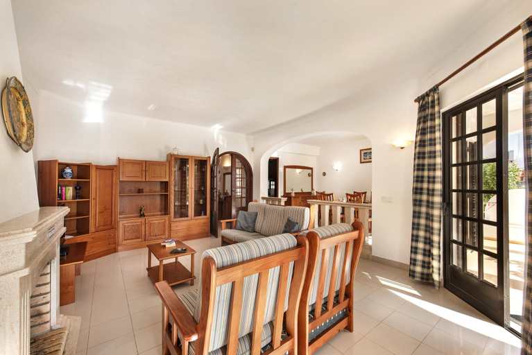 Others 2, Ideal Villa for Fantastic Family Holidays, Loulé