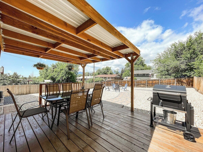 Interior 3, 1422 Holmes, El Paso