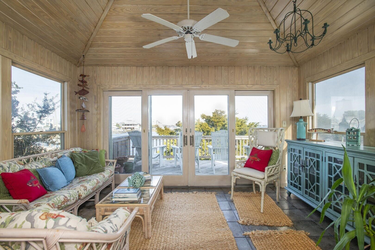 Living area 2, Coastal Casa 2 Bedroom Home, Carteret