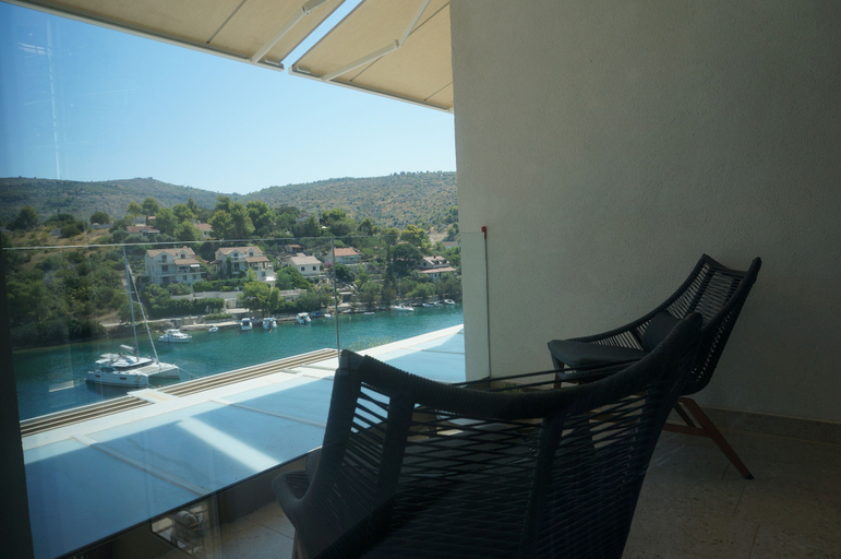 Terrace/patio 5, Villa More Studioapartment A-10, Sutivan