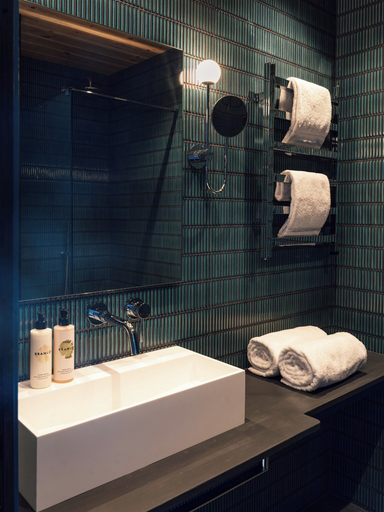 Bathroom 3, Mad Swans in the Mendips – Near Bath, Somerset