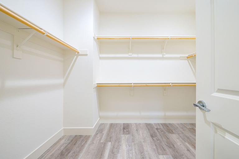 Interior 3, 343 Oak Avenue, San Diego