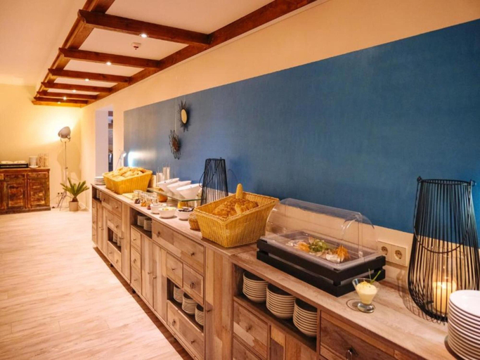 Dining 2, Bernsteinsee Hotel and Ferien Superior Suite, Gifhorn