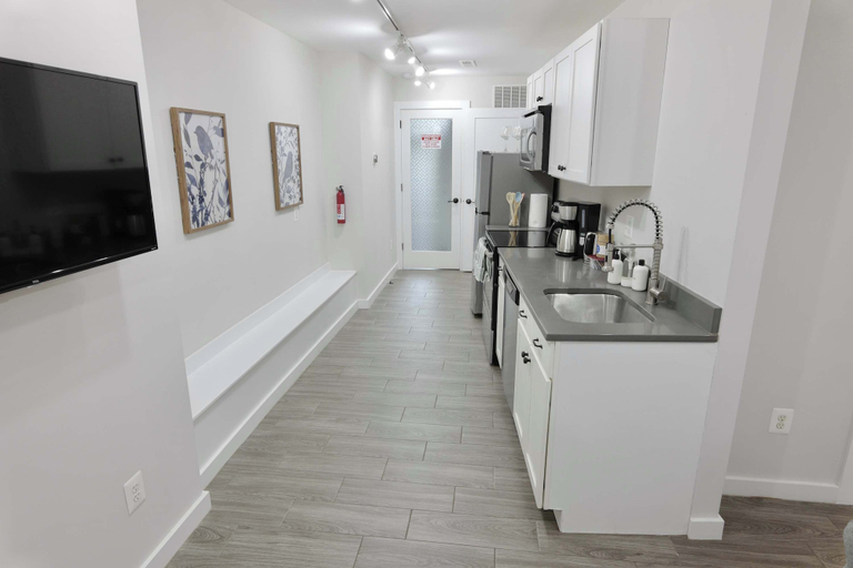 Interior 4, White Brick Retreat - Shaw, Washington D.C.