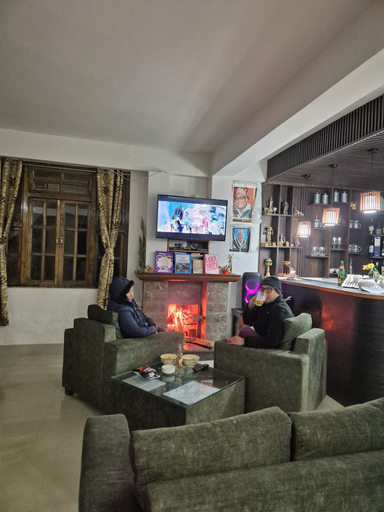 Food & Drinks 5, Kwacha Retreat, West Sikkim