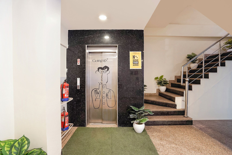 Elevator 3, Fabhotel Mvr, Gautam Buddha Nagar
