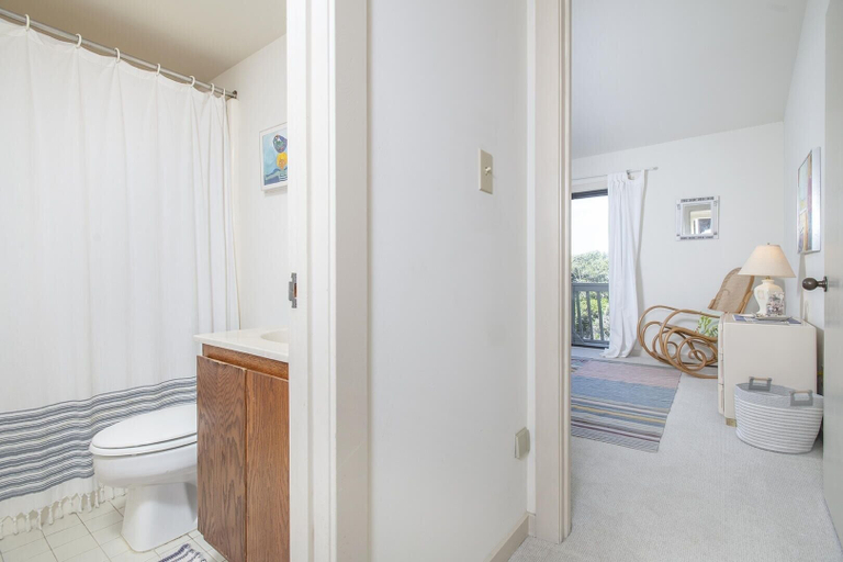 Bathroom 2, Ocean Grove J2 4 Bedroom Condo by RedAwning, Carteret