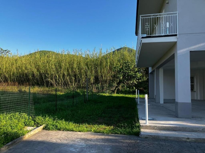 Property grounds, B&B Maison Marienne, Salerno