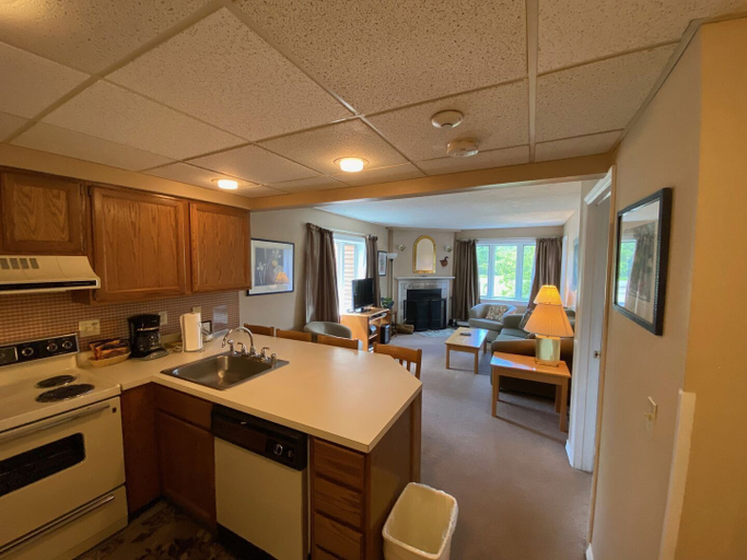 Interior 5, Pico Village Resort D209, Rutland