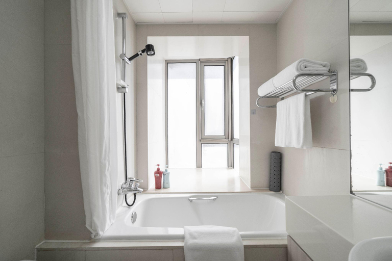 Bathroom 4, Tyms 2BR 1BA Apt NearCBD SJTU Line1 9 11, Shanghai