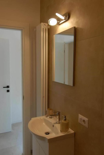 Bathroom 5, Le Case di Elena, Verbano-Cusio-Ossola