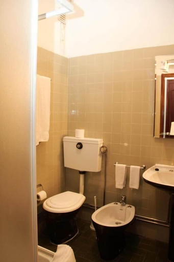 Bathroom 4, Residencial Parque, Celorico da Beira