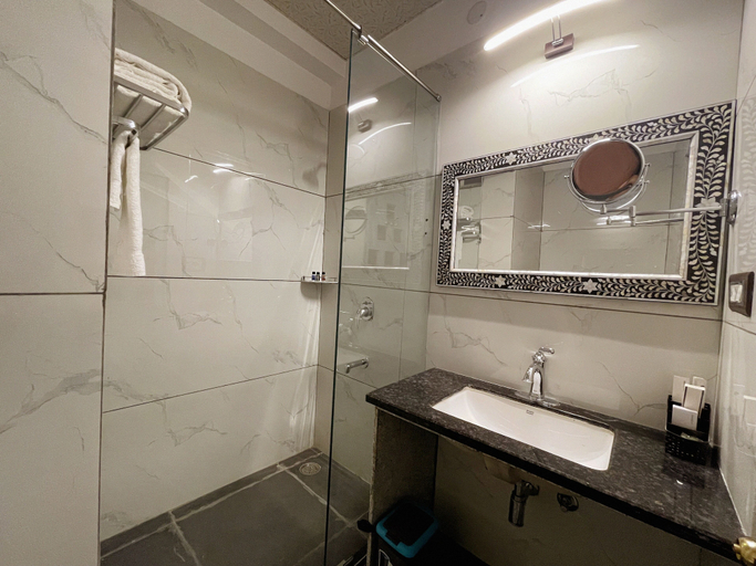 Bathroom 4, Aaj Haveli - A Luxury Boutique Hotel, Udaipur