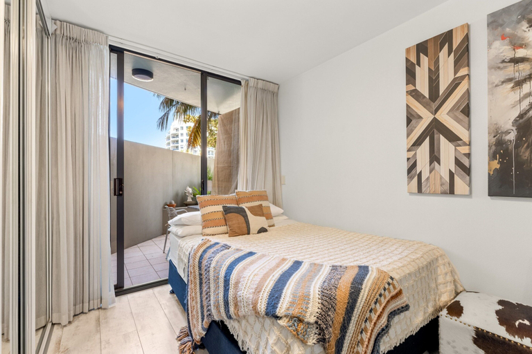 Room 4, Beachside Studio With Pool and Gym Access, Sutherland Shire - East