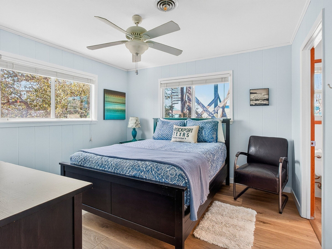 Room 2, Barefoot At The Lehmans Rp14 4 Bedroom Home, Aransas