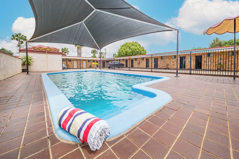 Sport & Beauty 3, Burke and Wills Motor Inn, Kingaroy