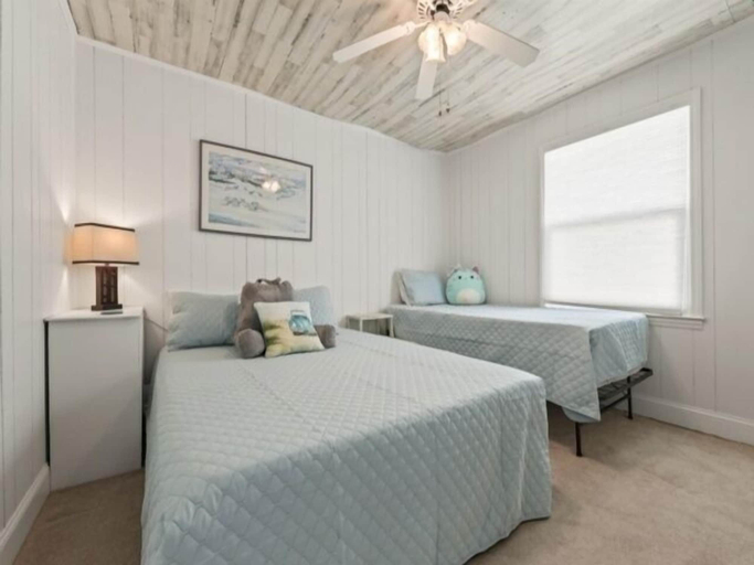 Room 5, Shell Shack- 3bed 2 Bath Home 3 Bedroom Villa, New Hanover