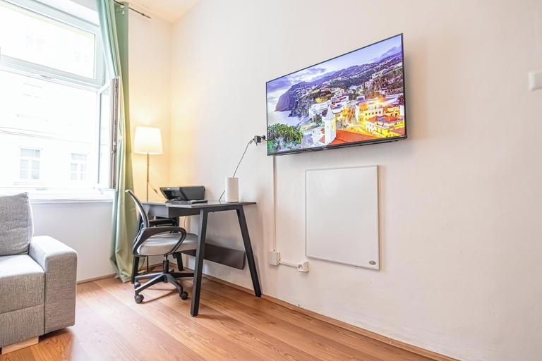 View from room, Stylish 1BR Apt Danube Near Prater Park, Wien