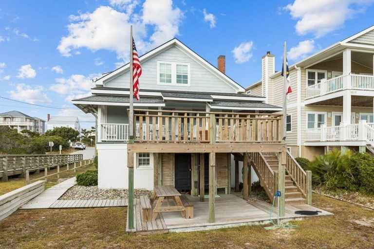 Exterior 2, Sunset Shores 5 Bedroom Home, Carteret