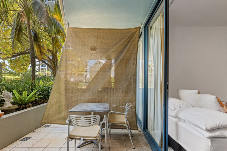 Balcony, Beachside Studio With Pool and Gym Access, Sutherland Shire - East