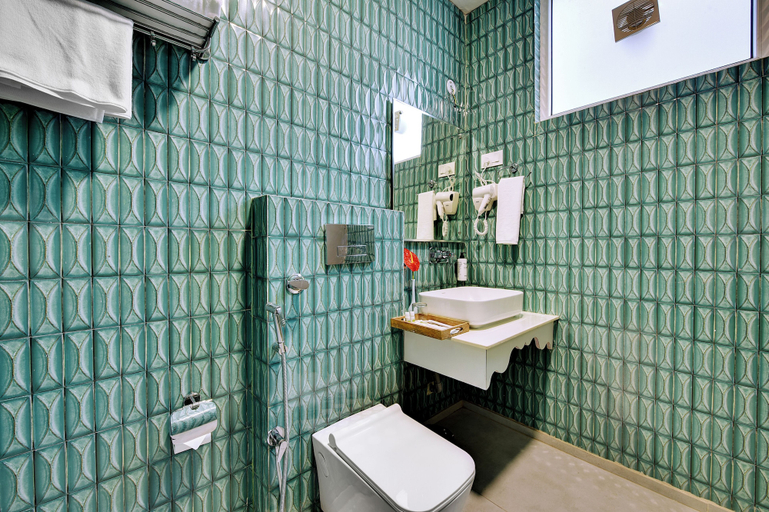 Bathroom 5, Tiaraa Lite - A Ganges Retreat , Garhwal