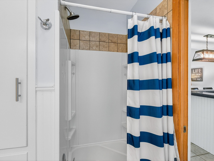Bathroom 4, Barefoot At The Lehmans Rp14 4 Bedroom Home, Aransas