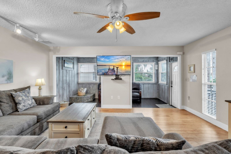 Others 5, 1 Step Closer 2 Bedroom Villa by RedAwning, Manatee