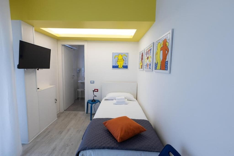 Bedroom 2, Valmontone Travel Rooms, Rome