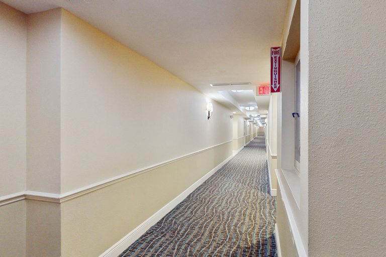 Interior 5, Daytona Beach Resort 801, Volusia