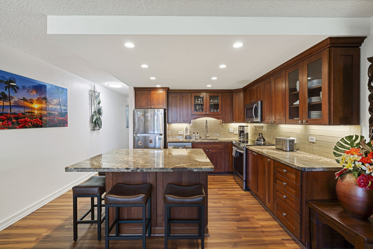 Interior 4, Kamaole Sands 7-308, Maui