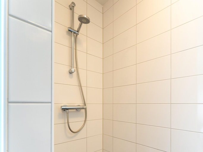 Bathroom 5, Holiday Home Near Scherpenisse Beach, Tholen