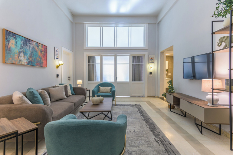 Living area 5, Maison des Muses Full Guesthouse in Gemmayzeh, Beirut