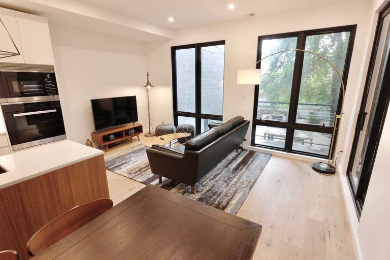 Primary image, Contemporary Home in Shaw-u Street, Washington D.C.